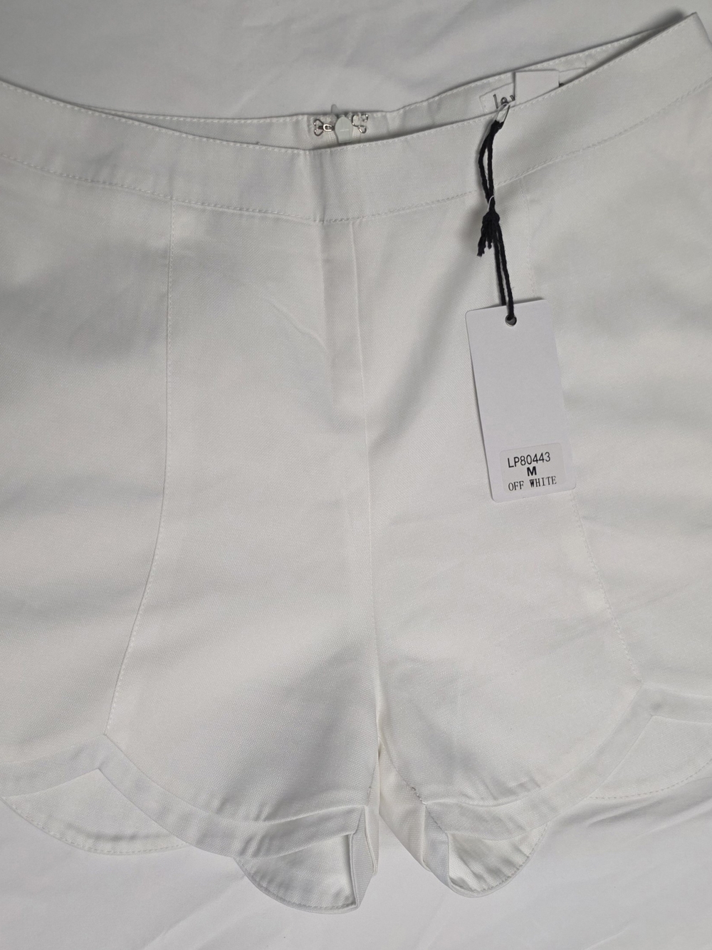Off-White Women’s Tailored Scallop Hem Shorts